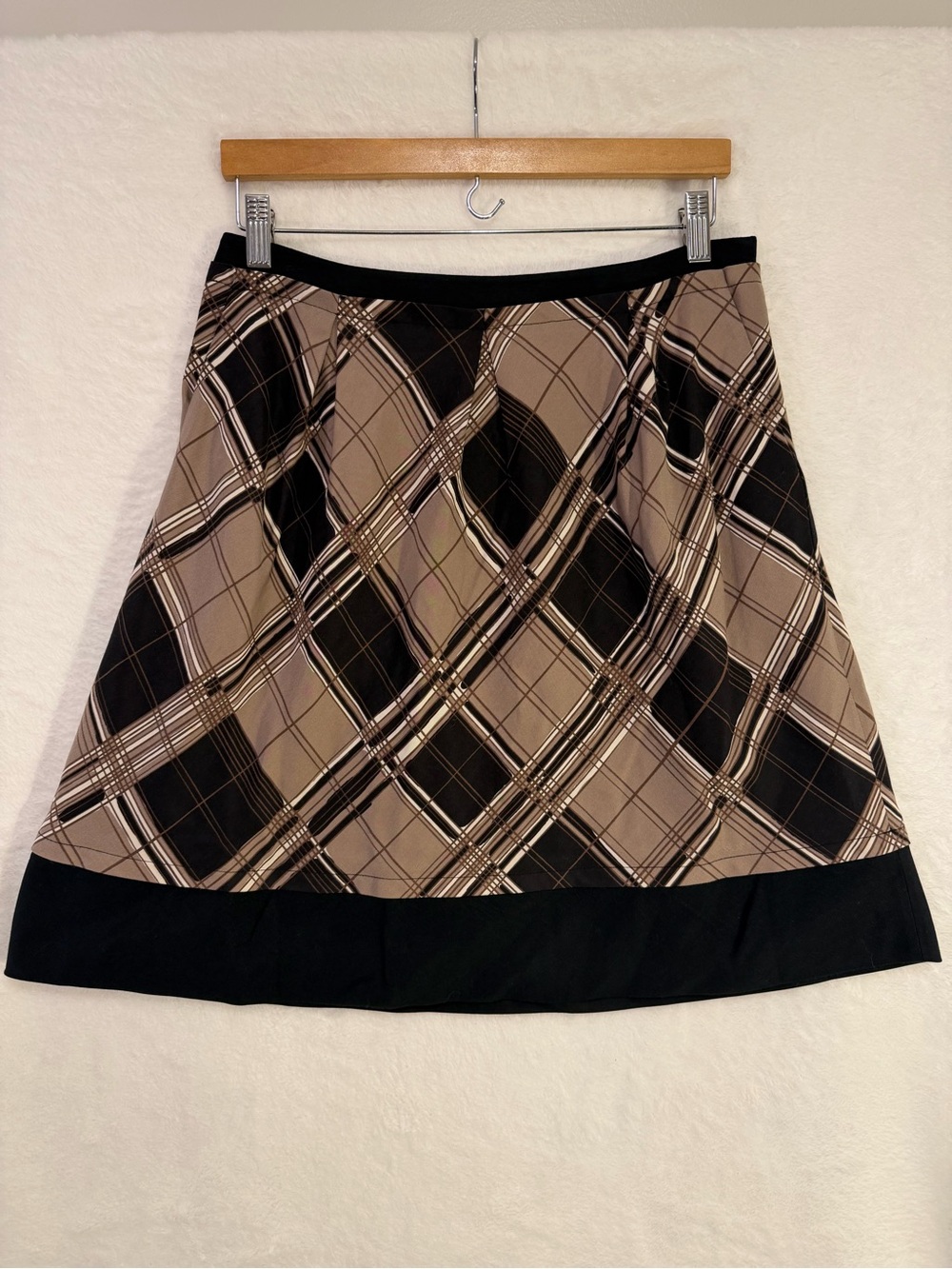 BCBGMAXAZRIA Silk Cotton Blend Plaid Skirt Size 6 Brown A Line Lined Pockets